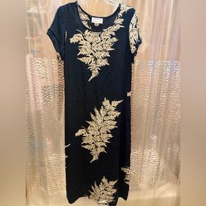 Leina’ala Large Women’s dress.